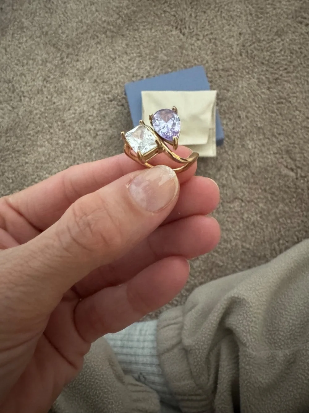 Ring - Picture 2 of 4